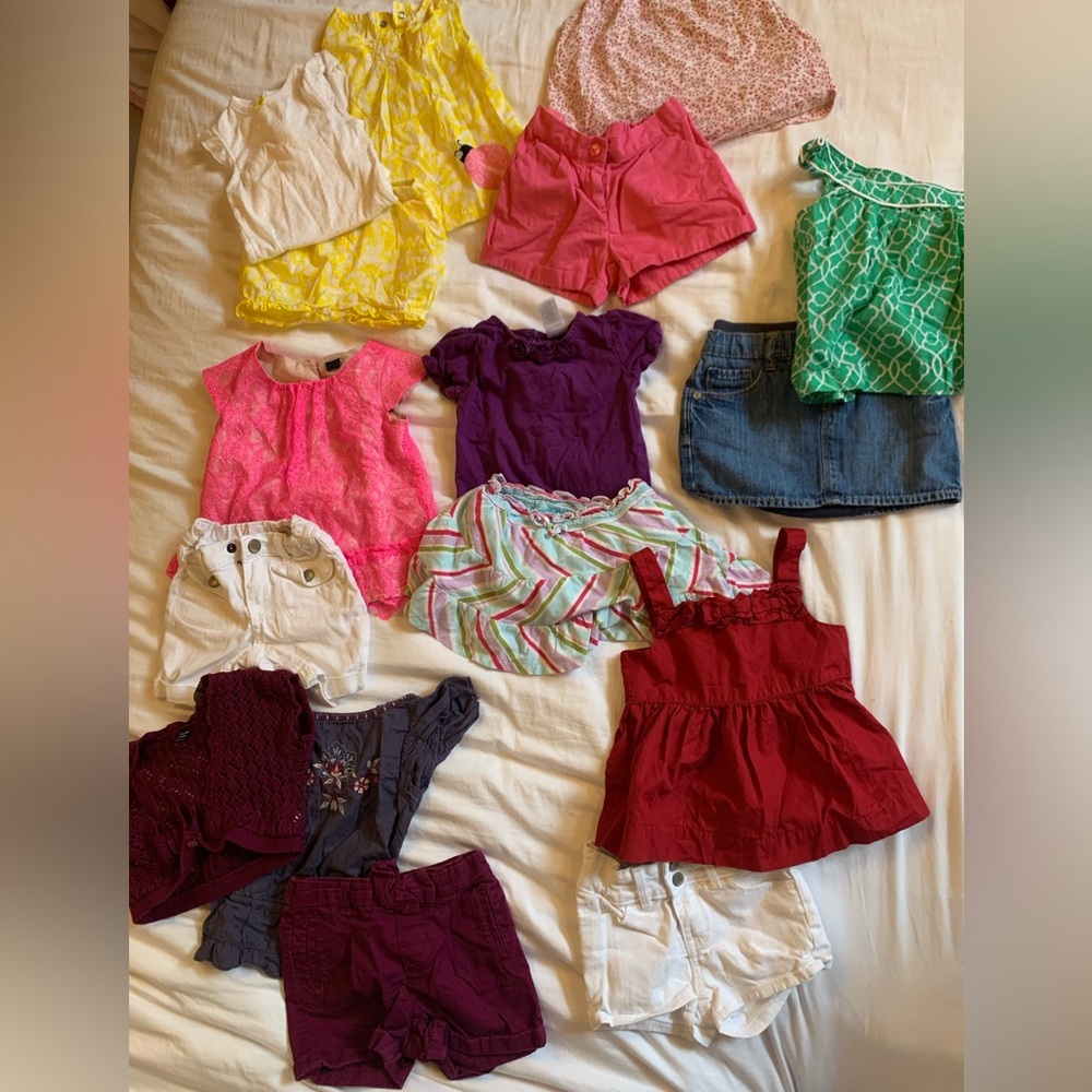 Lot of girls 18-24 month summer clothing
